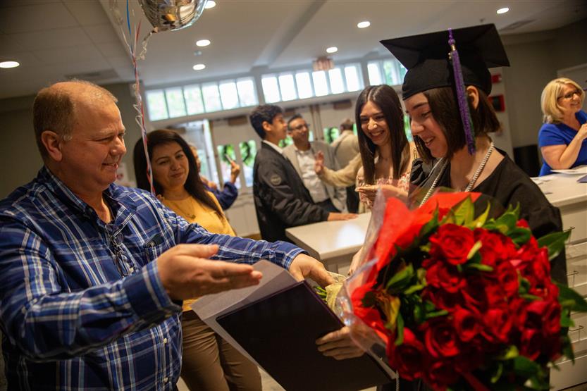 Seniors graduate from Vanguard Virtual High